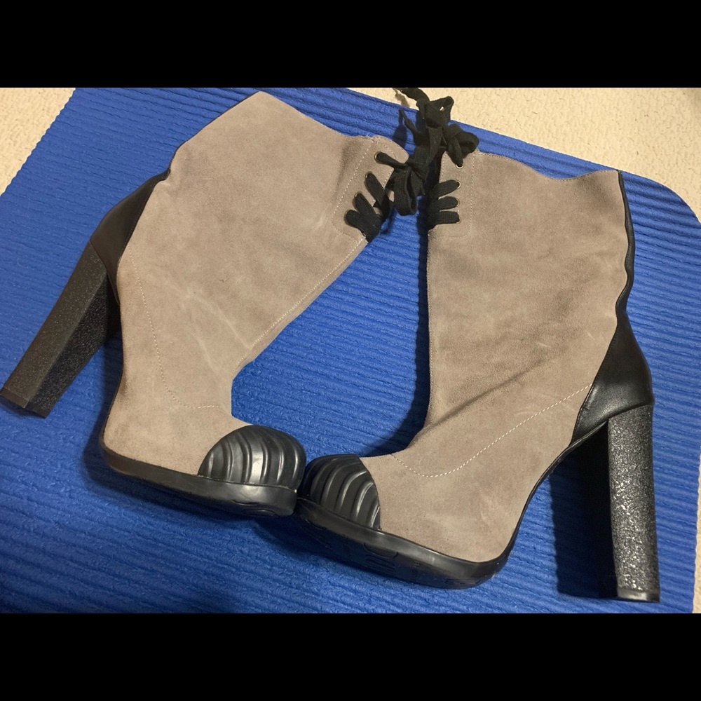 Kelsi Dagger Mid Calf boots. The perfect, unique boots for the fall and winter.